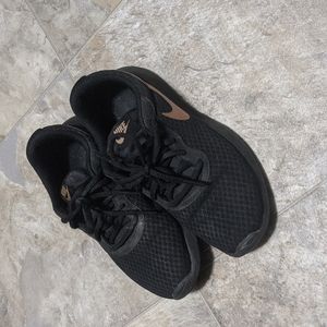 Nike Tanjun Rose Gold and Black Sneakers